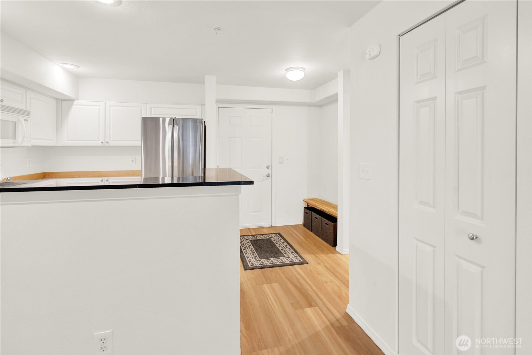 3318 30th Avenue Southwest, Unit B404 Seattle, WA 98126 - Photo 8 of 17