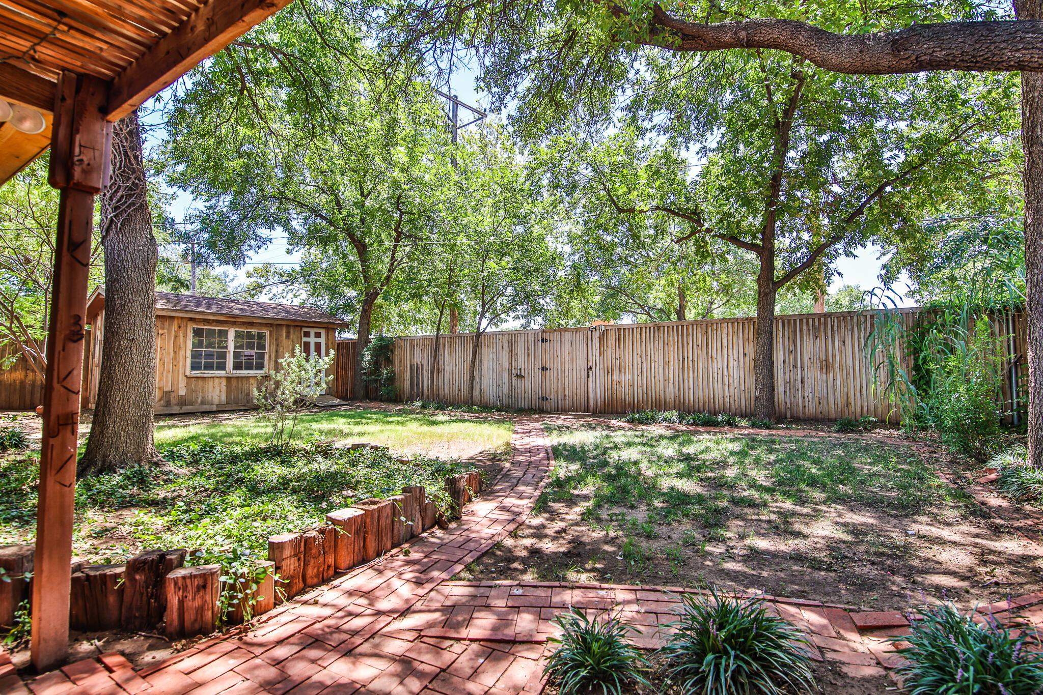 4315 47th Street Lubbock, TX 79413 - Photo 35 of 37 a backyard of a house
