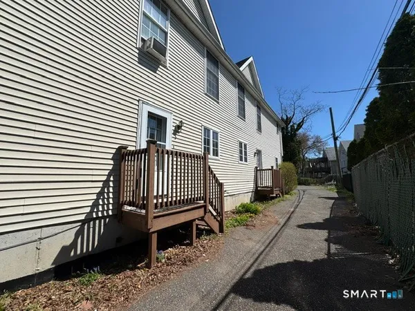 $565,000 | 32-34 Yale Street, Bridgeport, CT 06605