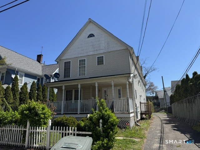 32-34 Yale Street Bridgeport, CT 06605 - Photo 4 of 4