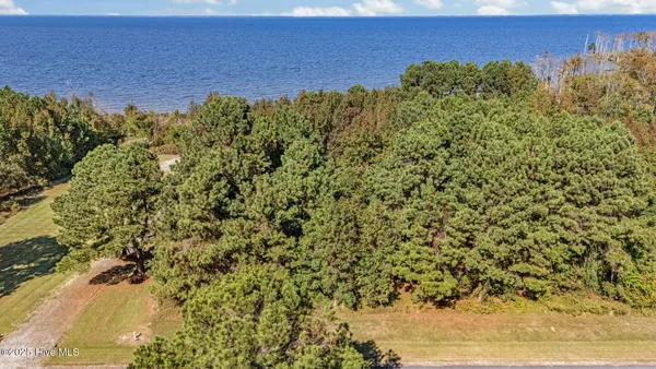 $80,000 | 348 Country Estate, Columbia, NC 27925