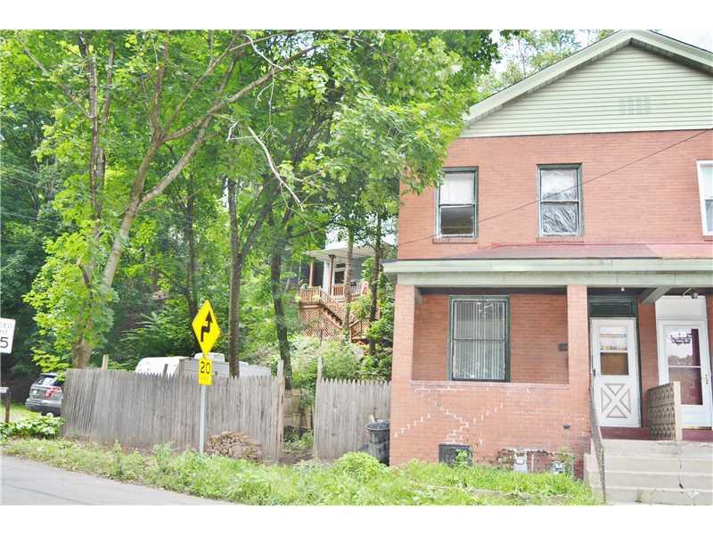 1063 Geyer Road Pittsburgh, PA 15209 - Photo 1 of 20 Exterior Front.