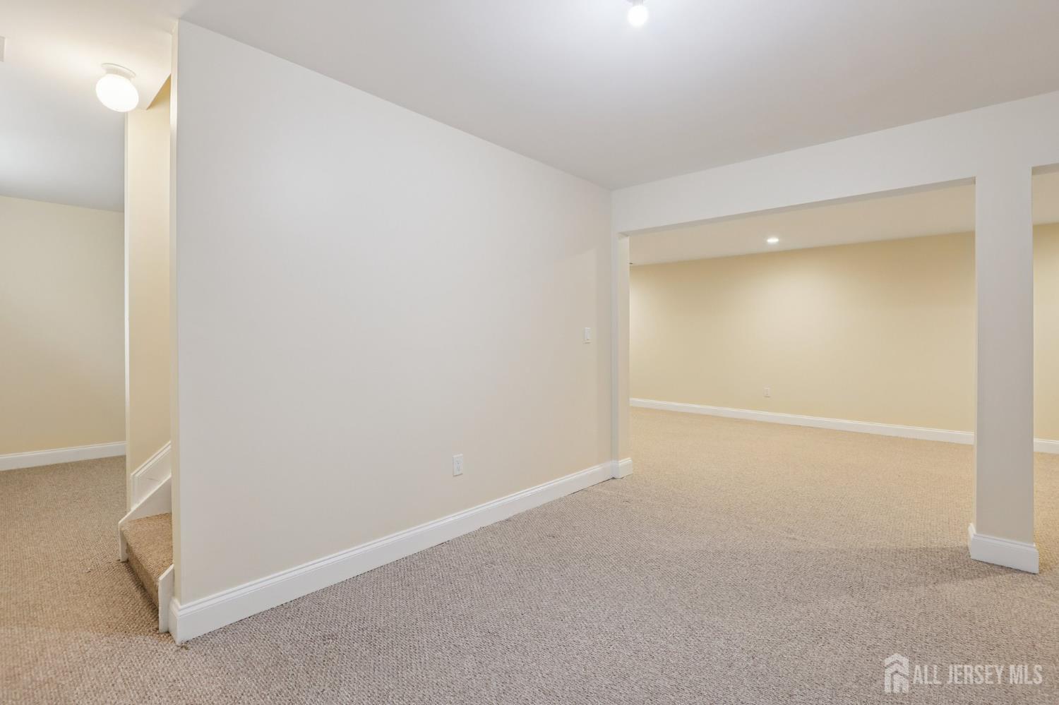 32 Cinder Road, Unit 3 Edison, NJ 08820 - Photo 22 of 39
