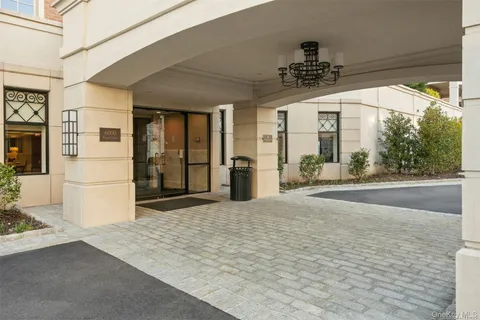 a view of a building entrance
