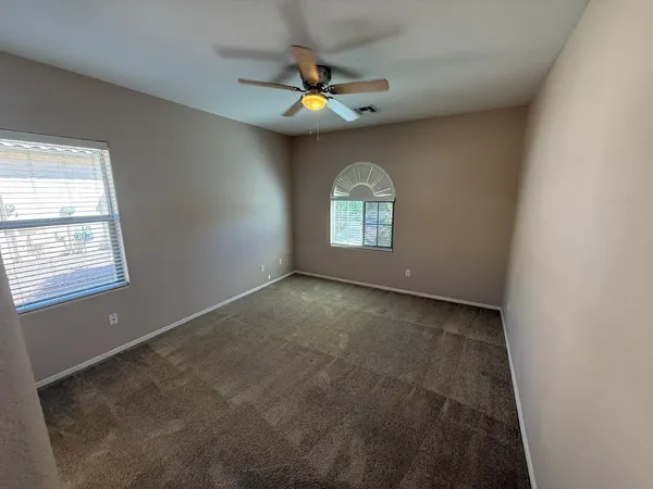 $1,895 | 336 North 77th Place, Mesa, AZ 85207