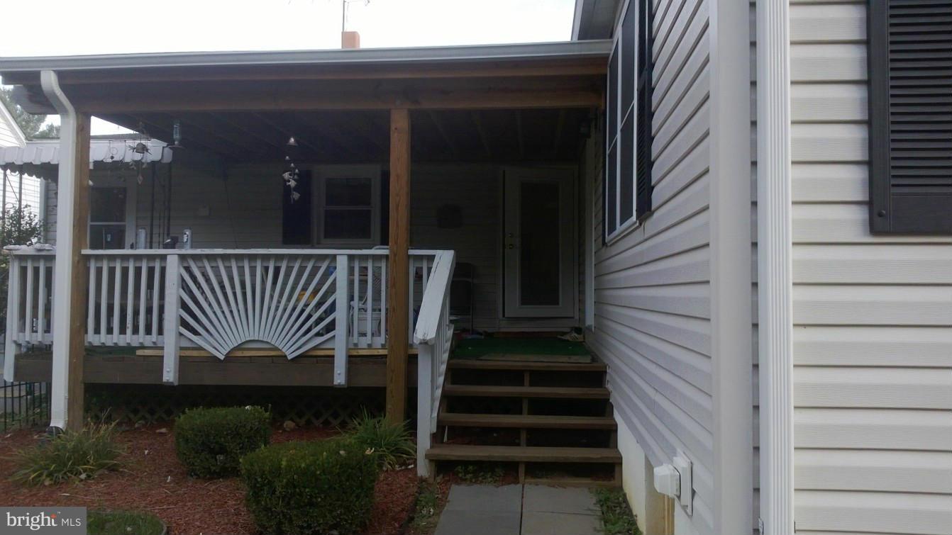 407 Lincoln Road Middleburg, VA 20117 - Photo 11 of 14 Exterior (Rear)