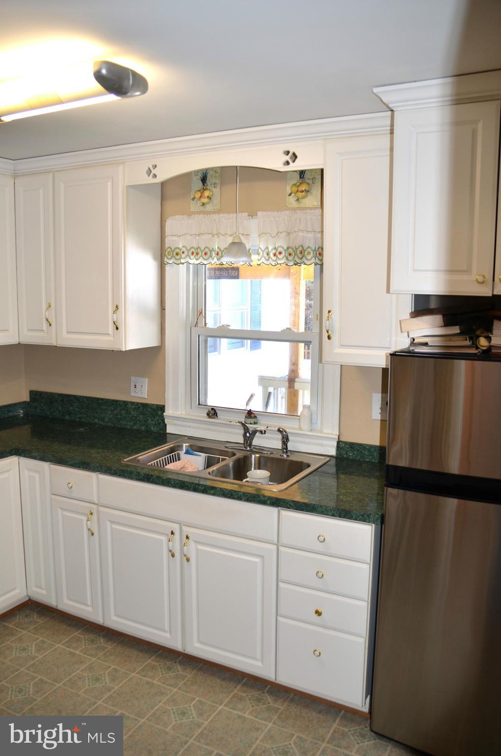 407 Lincoln Road Middleburg, VA 20117 - Photo 5 of 14 Kitchen