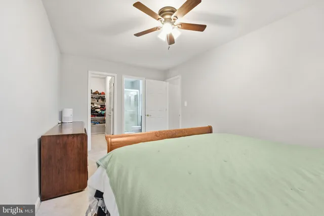 $280,000 | 9458 Scarlet Oak Drive, Manassas, VA 20110