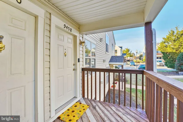 $280,000 | 9458 Scarlet Oak Drive, Manassas, VA 20110