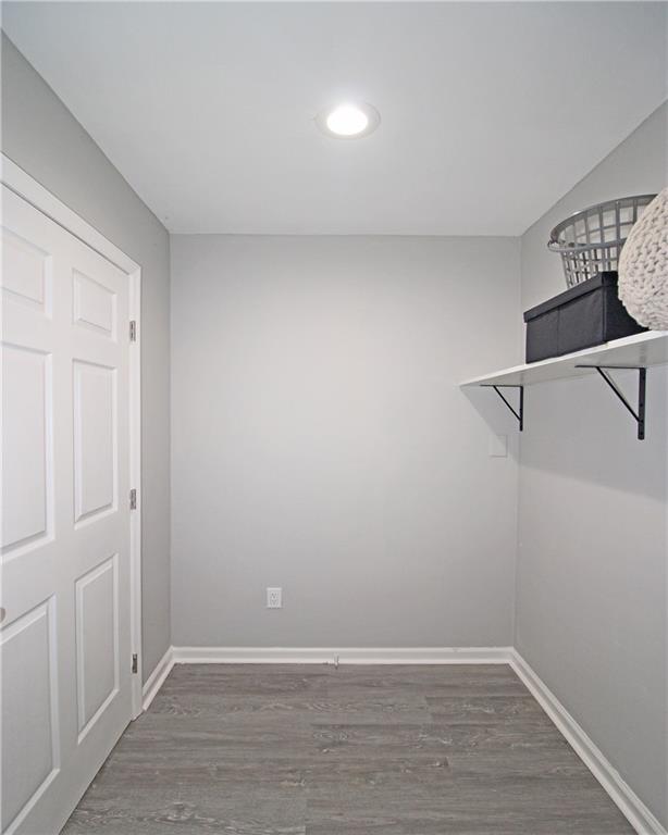 2450 Elkhorn Drive Decatur, GA 30034 - Photo 27 of 32 a view of an empty room