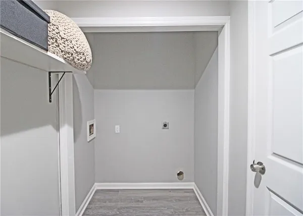 $259,999 | 2450 Elkhorn Drive, Decatur, GA 30034