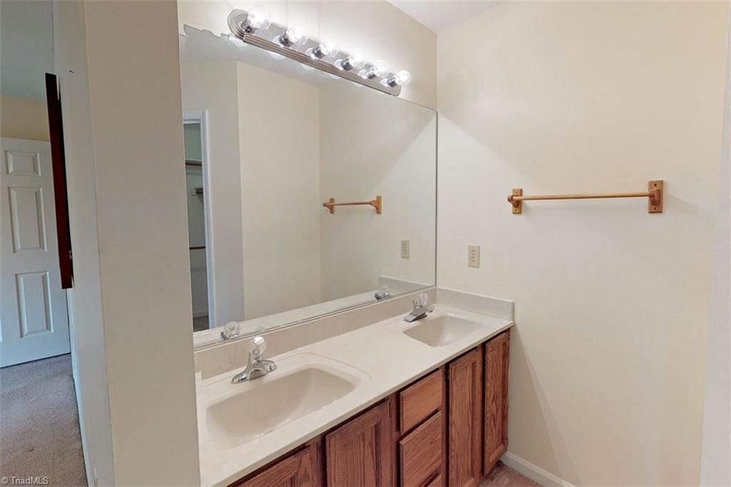 133 Pembrooke Ridge Court Bermuda Run, NC 27006 - Photo 22 of 30 Gallery Image 22