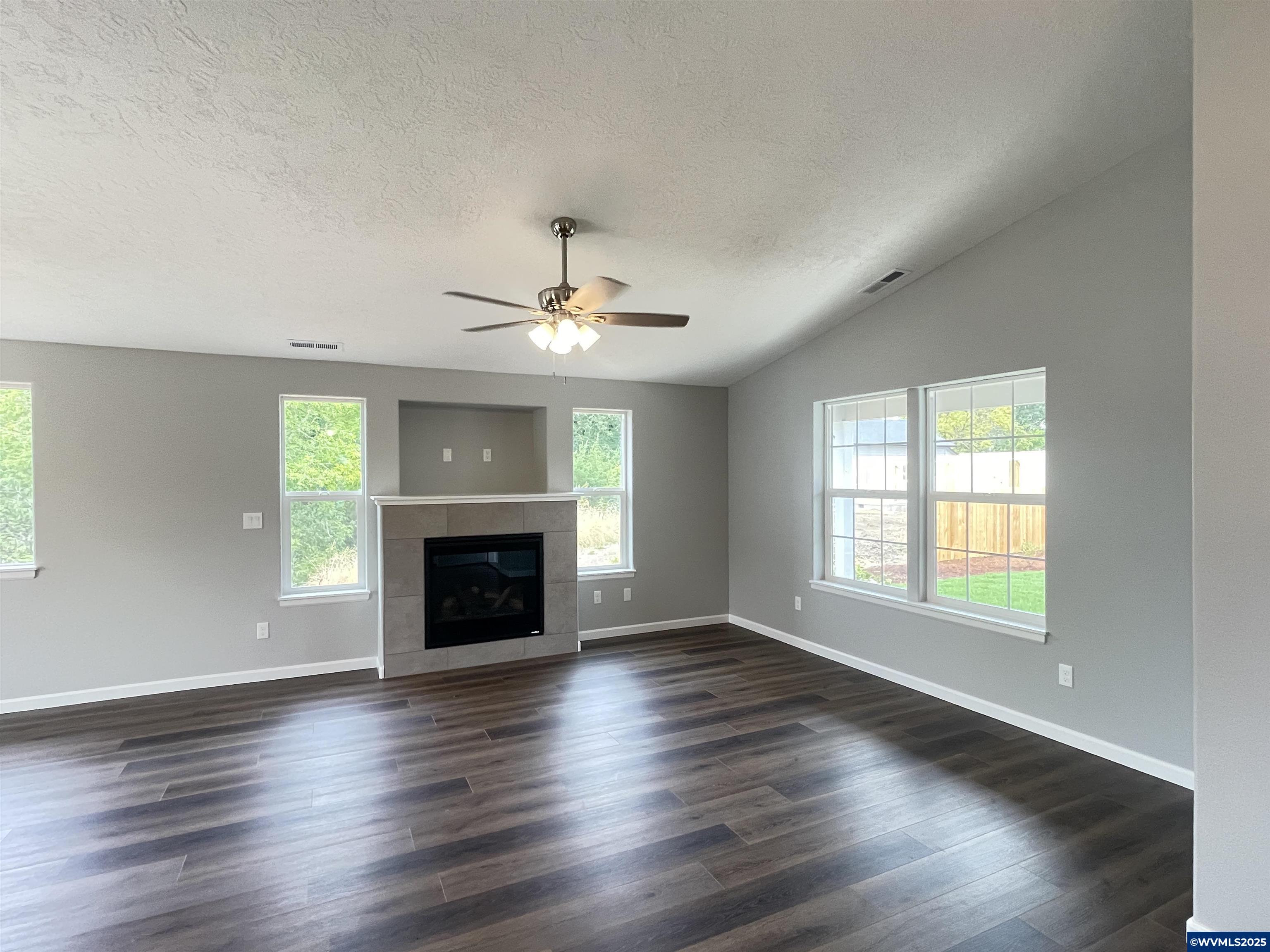 1230 Southwest Hop Street Albany, OR 97321 - Photo 8 of 41