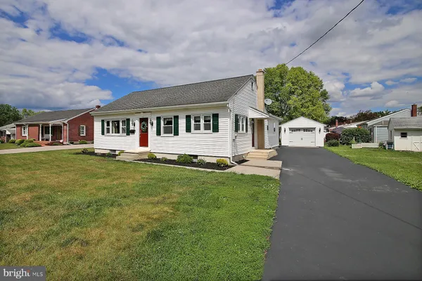 $379,000 | 124 Spruce Street, Annville, PA 17003