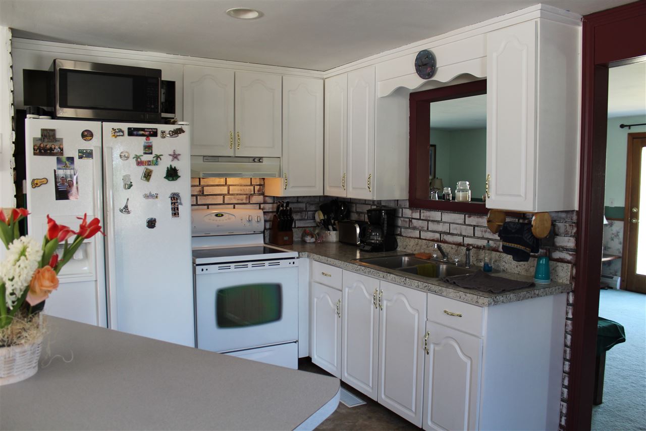187 Center Hill Road Epsom, NH 03234 - Photo 4 of 14 Gallery Image 4