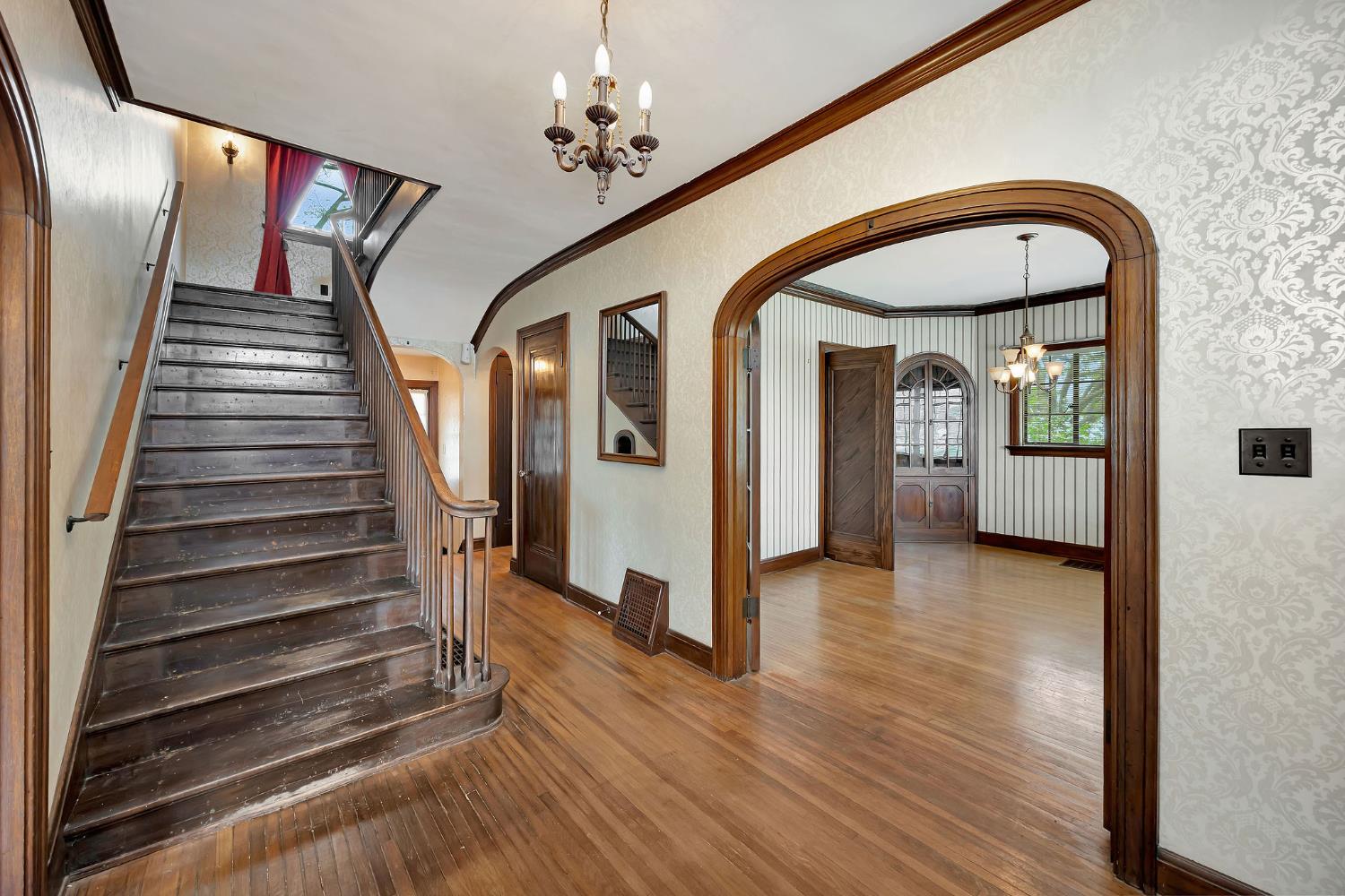 2003 Indiana Avenue Connersville, IN 47331 - Photo 6 of 56