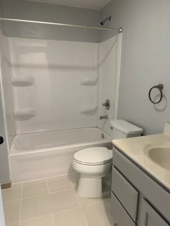 $374,000 | 462 North 7th Place, Sturgeon Bay, WI 54235
