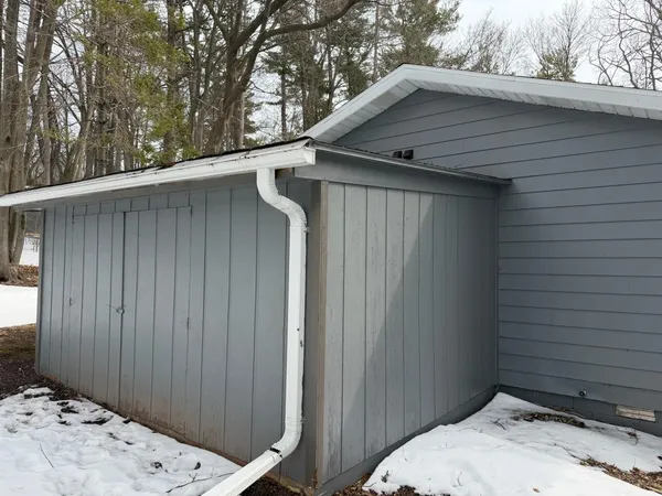 $374,000 | 462 North 7th Place, Sturgeon Bay, WI 54235