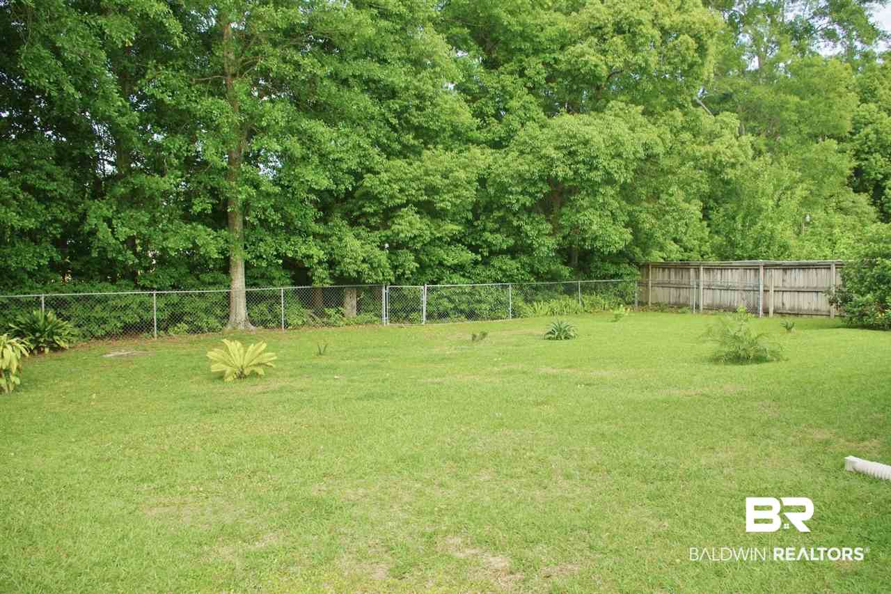 812 Wisteria Lane Foley, AL 36535 - Photo 17 of 37