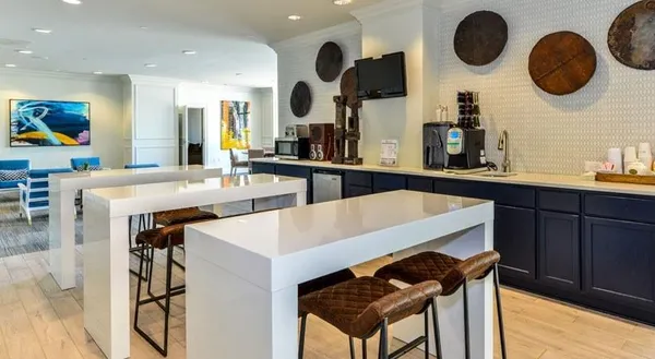 $2,033 | 530 Piedmont Avenue Northeast, Unit 503, Atlanta, GA 30308