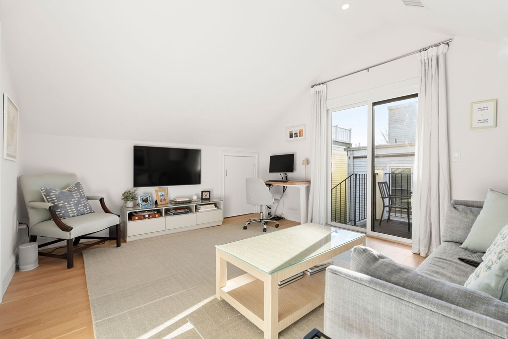 269 Gold Street, Unit 3 Boston, MA 02127 - Photo 17 of 24