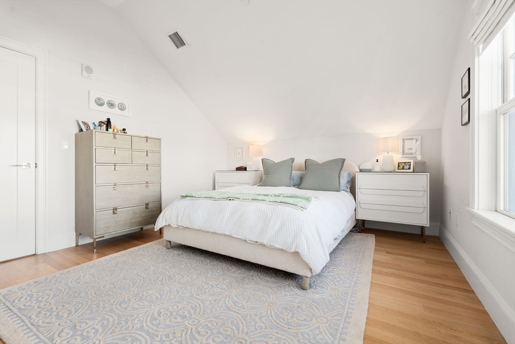 269 Gold Street, Unit 3 Boston, MA 02127 - Photo 9 of 24