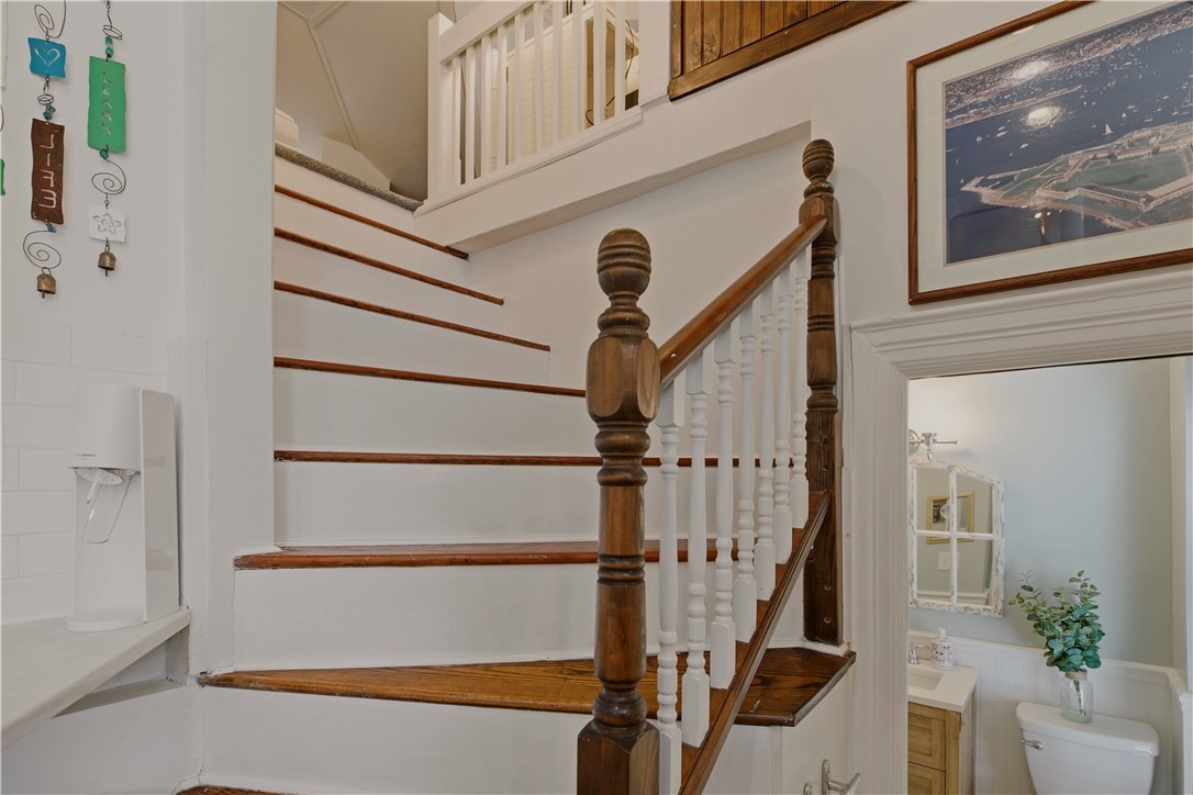 67 Perry Street, Unit 5 Newport, RI 02840 - Photo 18 of 26