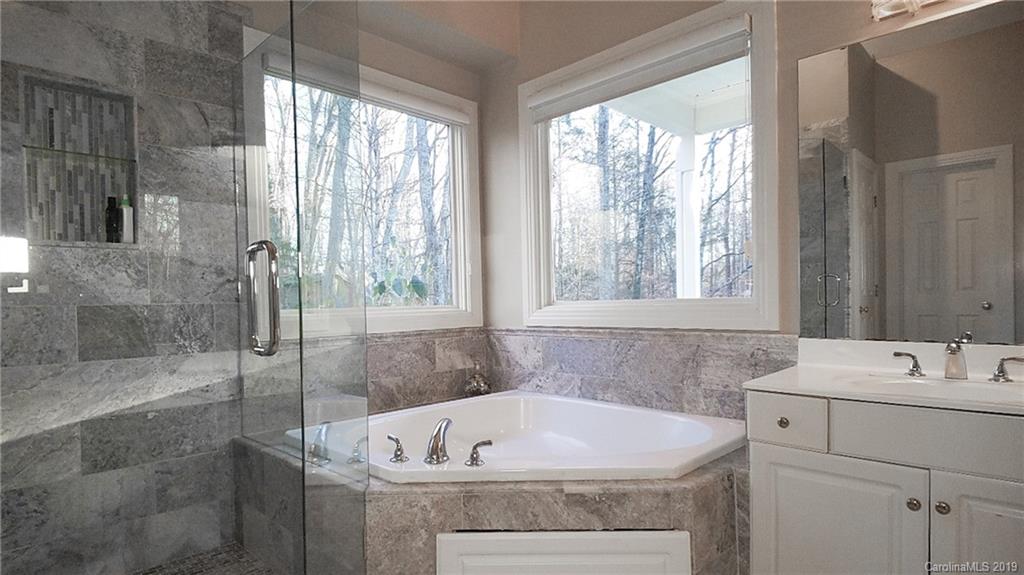 9309 Hood Road Charlotte, NC 28215 - Photo 22 of 36 Gallery Image 22