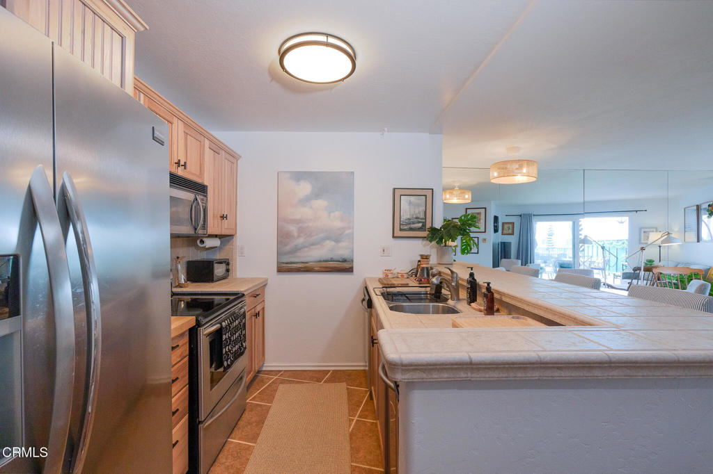 2901 Peninsula Road, Unit 132 Oxnard, CA 93035 - Photo 12 of 25 Gallery Image 12