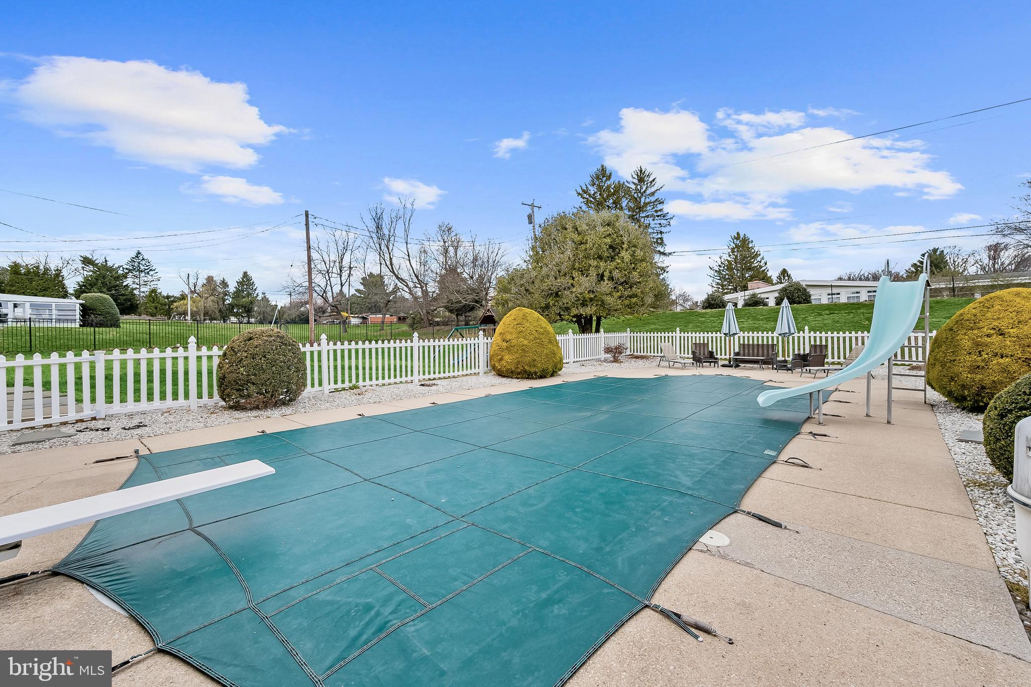 3412 Manor Hill Road Baltimore, MD 21208 - Photo 11 of 14 Pool