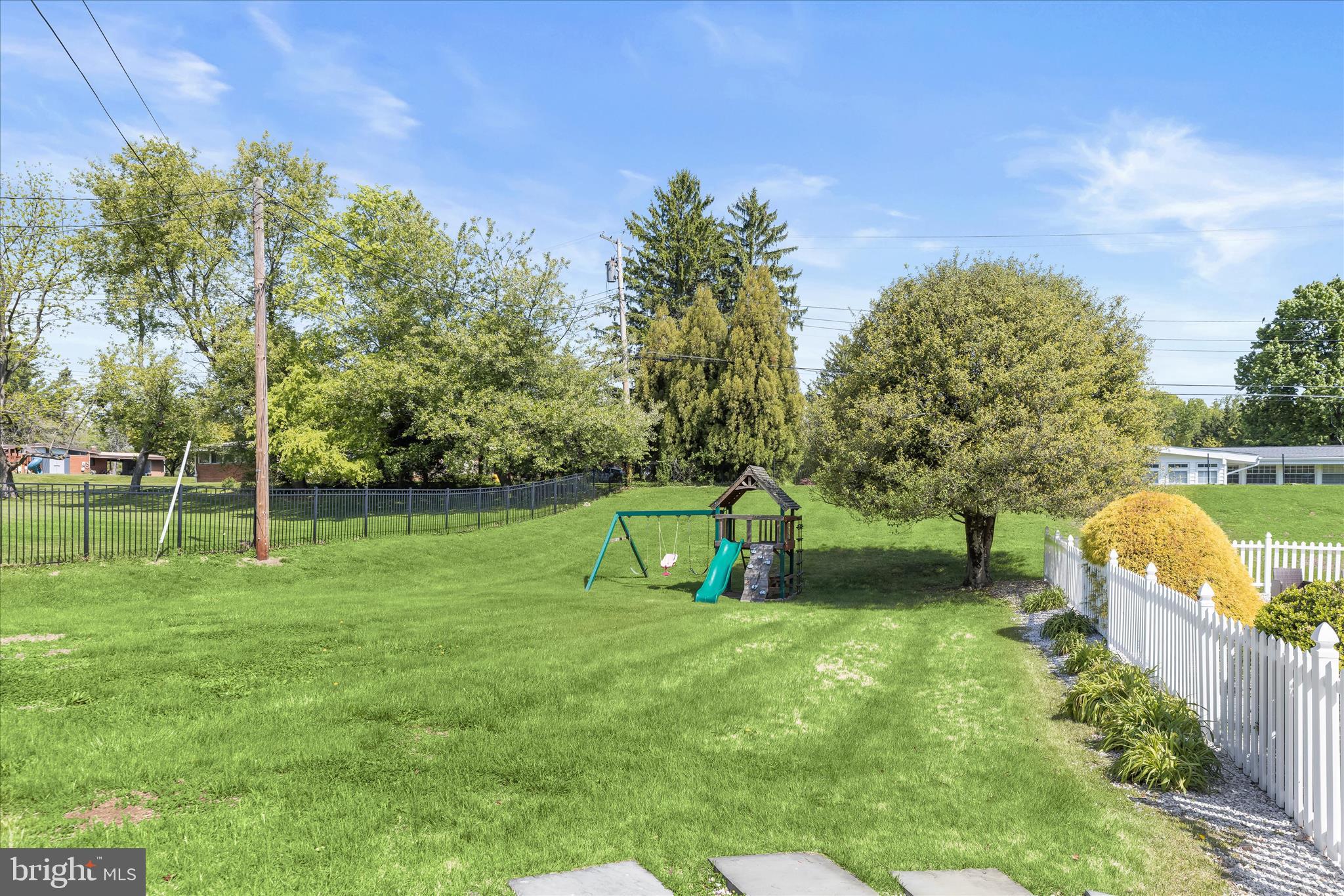 3412 Manor Hill Road Baltimore, MD 21208 - Photo 73 of 79 Backyard
