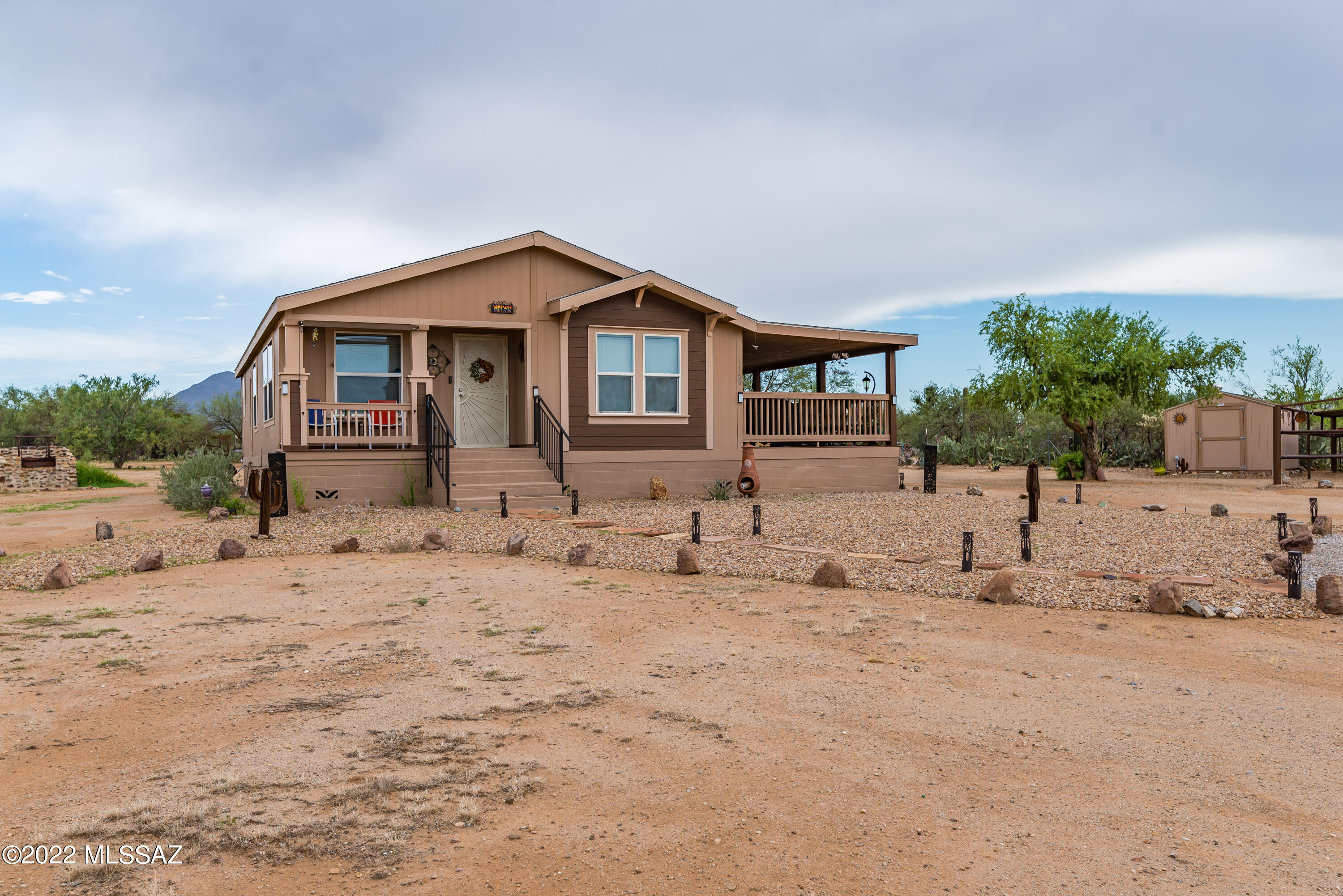 6168 North Desert Trail Road Tucson, AZ 85743 - Photo 2 of 33