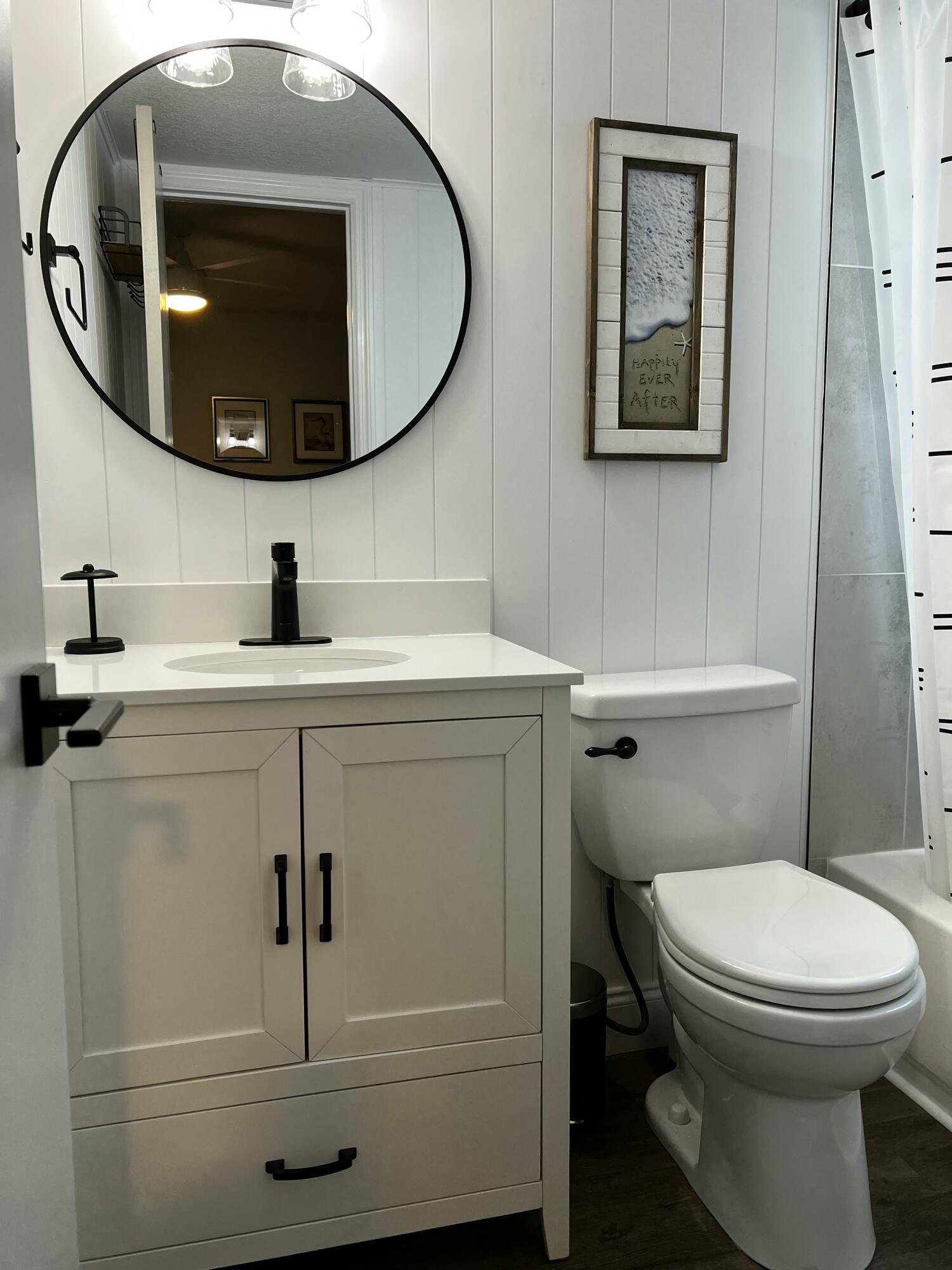 201 Coppitt Road, Unit 204B Key West, FL 33040 - Photo 11 of 30 Full Bath