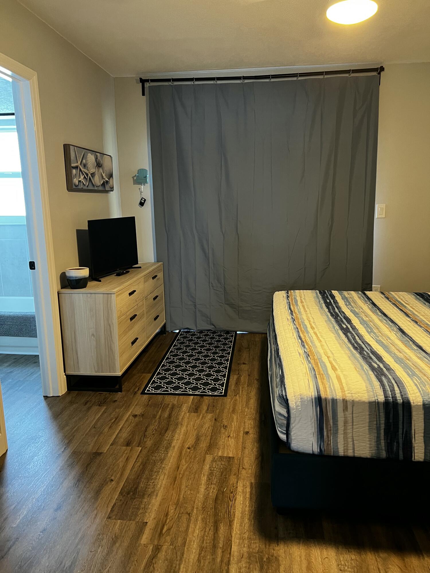 201 Coppitt Road, Unit 204B Key West, FL 33040 - Photo 15 of 30 Bedroom Balcony Doors