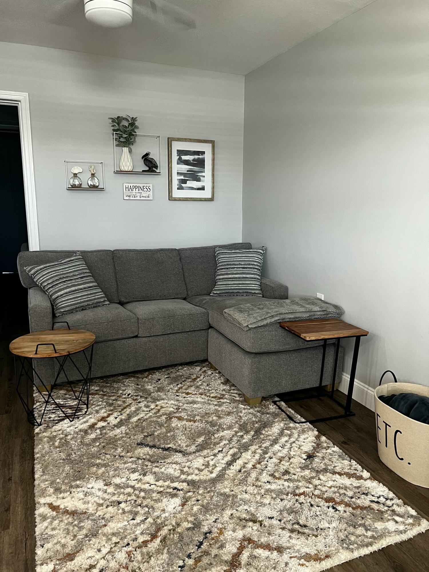 201 Coppitt Road, Unit 204B Key West, FL 33040 - Photo 6 of 30 Living Room