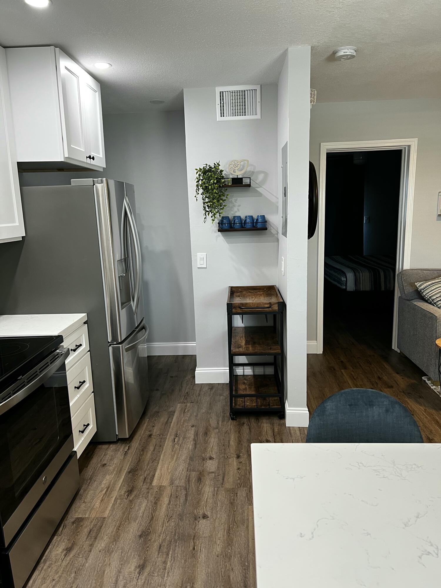 201 Coppitt Road, Unit 204B Key West, FL 33040 - Photo 8 of 30 Kitchen