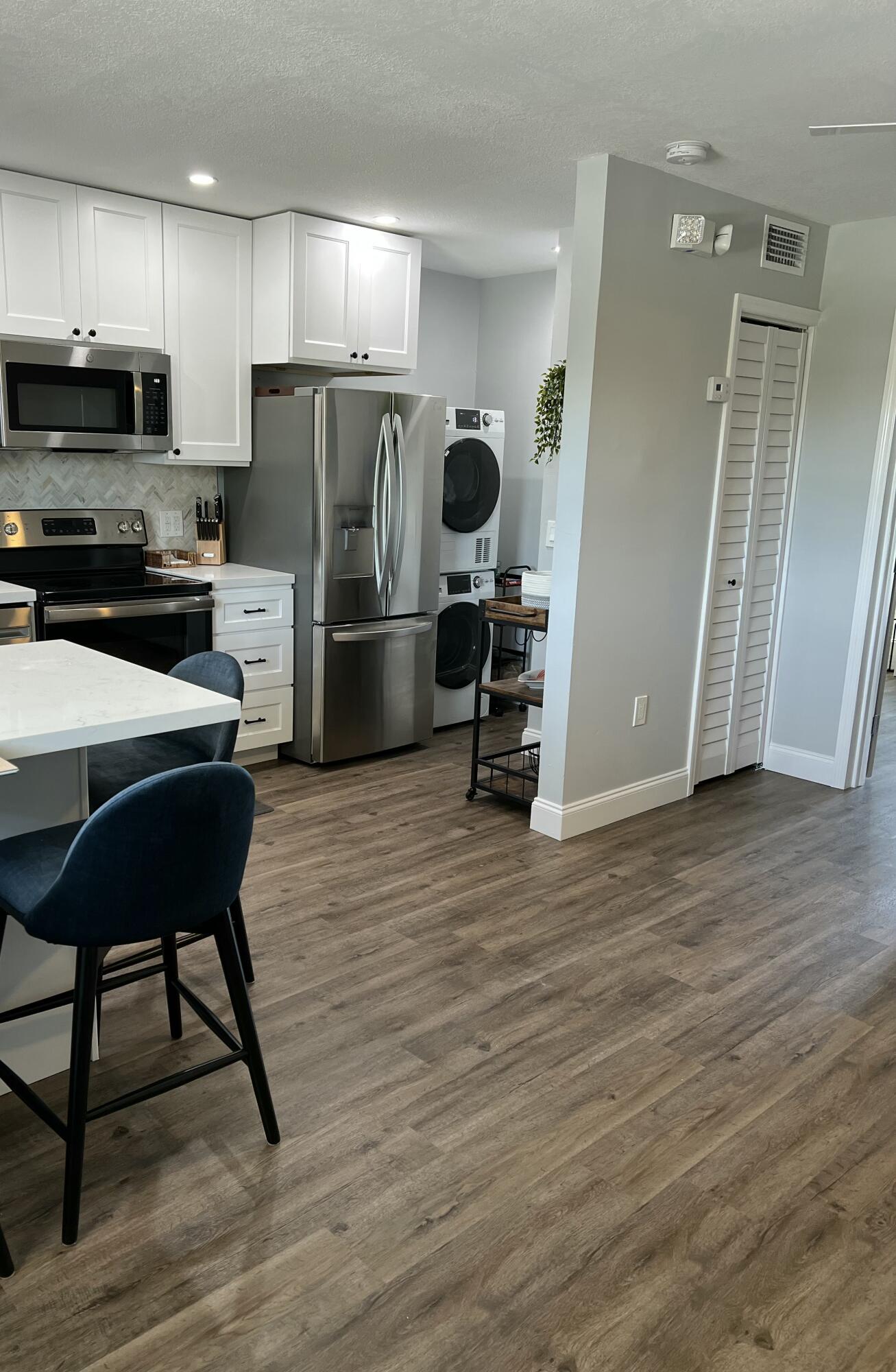 201 Coppitt Road, Unit 204B Key West, FL 33040 - Photo 9 of 30 Kitchen