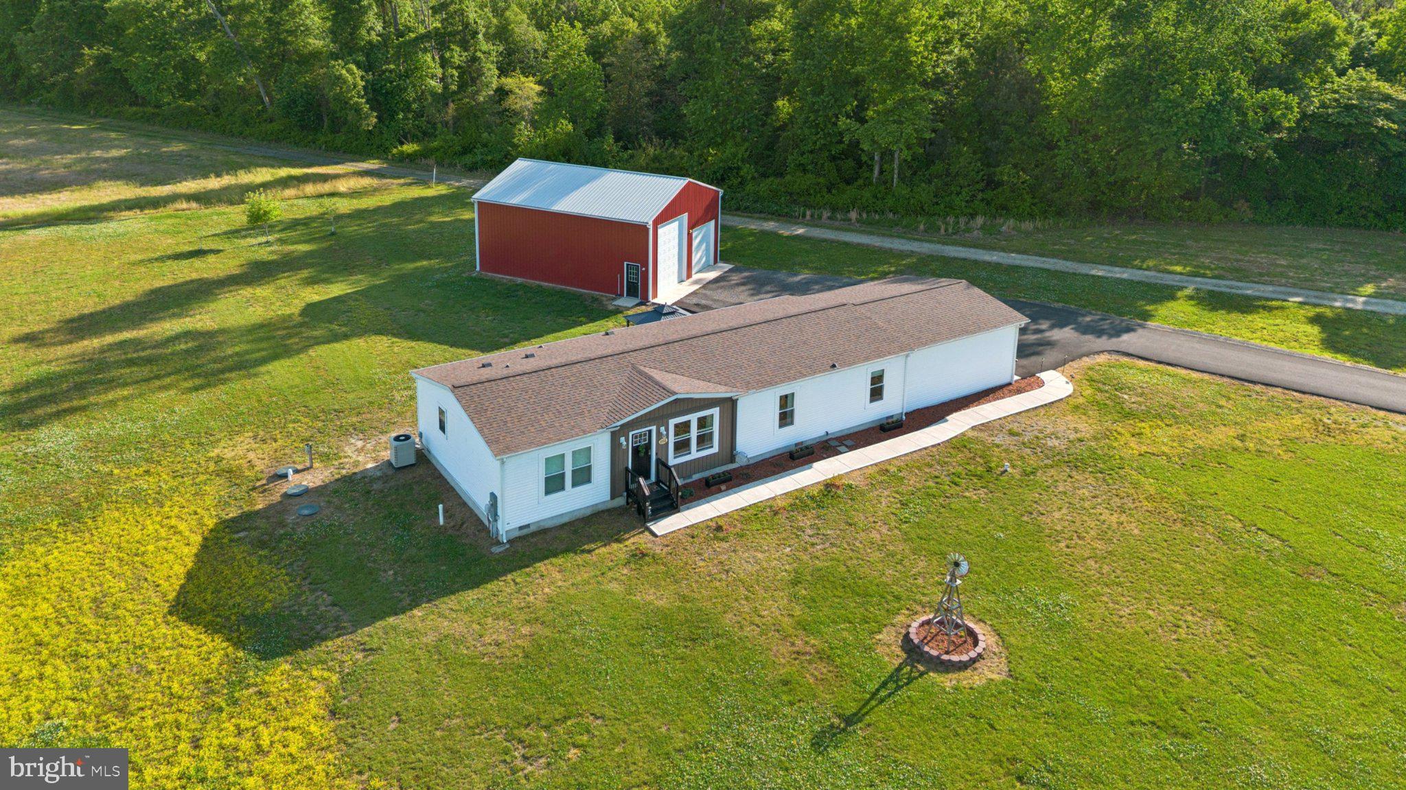 464 Sandtown Road Felton, DE 19943 - Photo 2 of 40 Charming home on spacious green lot.