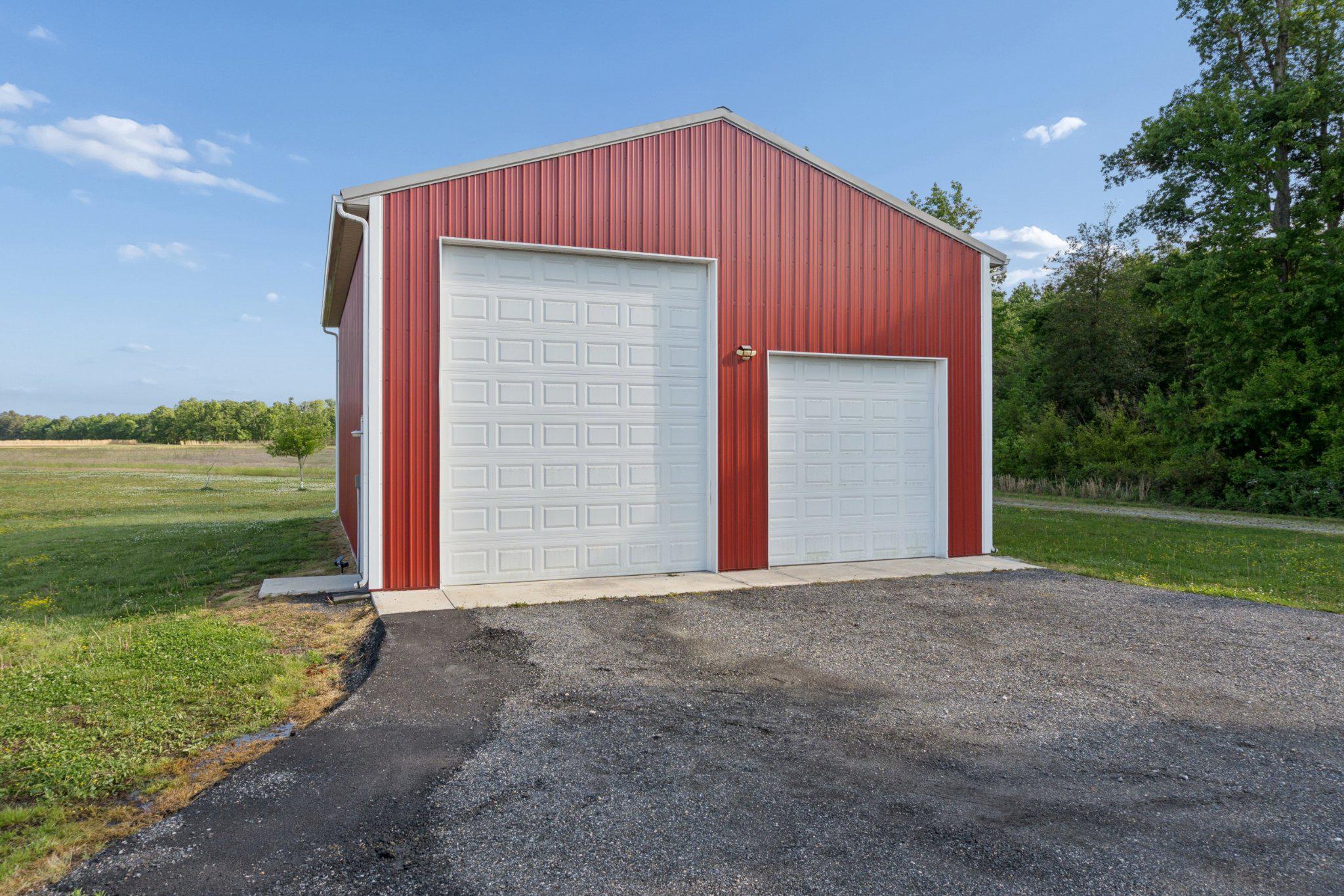 464 Sandtown Road Felton, DE 19943 - Photo 25 of 40 Charming red barn-style garage.