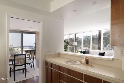$1,699,950 | 1600 Sunset Plaza Drive, Los Angeles, CA 90069