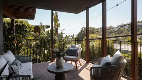 $1,699,950 | 1600 Sunset Plaza Drive, Los Angeles, CA 90069