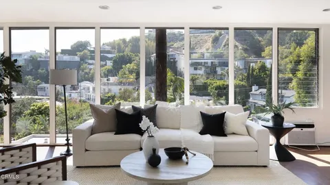 $1,699,950 | 1600 Sunset Plaza Drive, Los Angeles, CA 90069