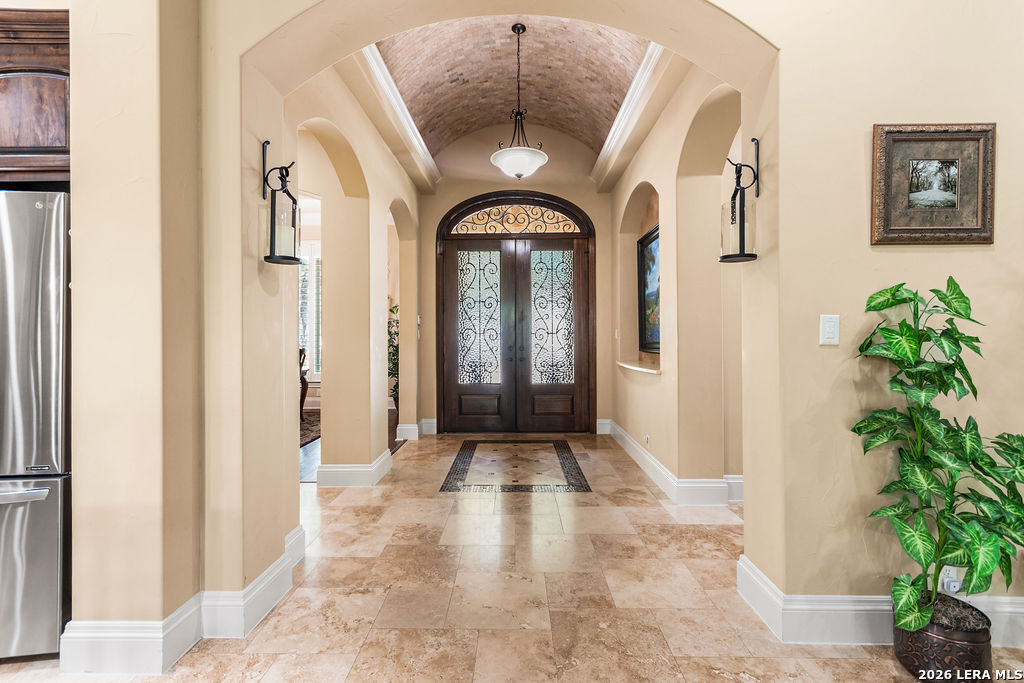 25 Stone Terrace Fair Oaks Ranch, TX 78015 - Photo 18 of 95