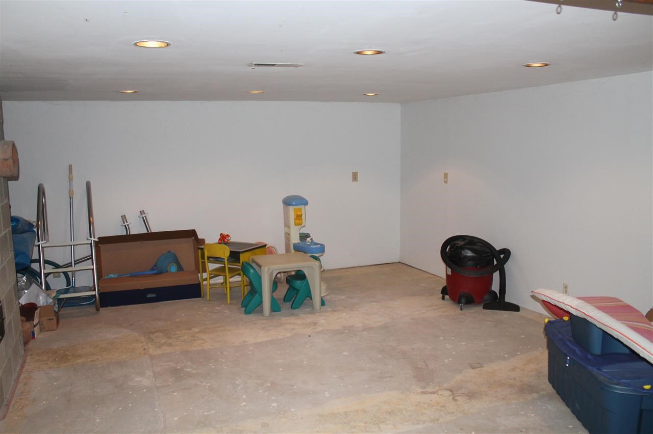 4357 Tunnelton Road Bedford, IN 47421 - Photo 19 of 26