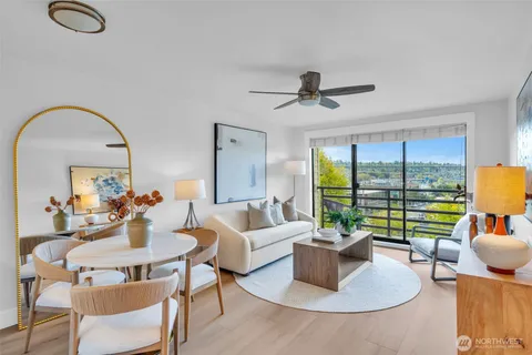$498,750 | 3401 Wallingford Avenue North, Unit 405, Seattle, WA 98103