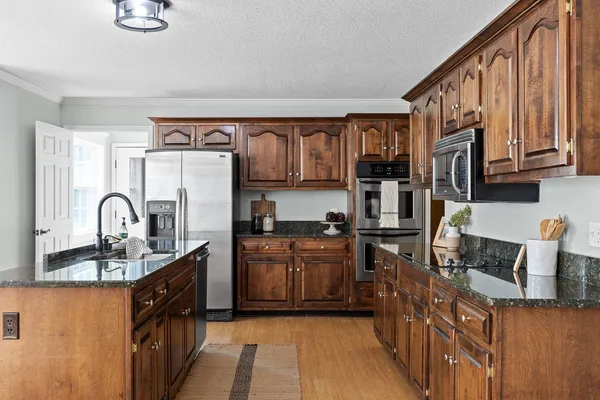 $2,600 | 2124 Burnt Hickory Drive, Chattanooga, TN 37421