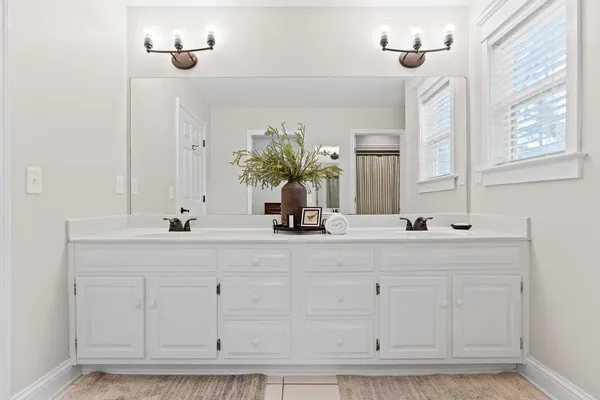 $2,600 | 2124 Burnt Hickory Drive, Chattanooga, TN 37421