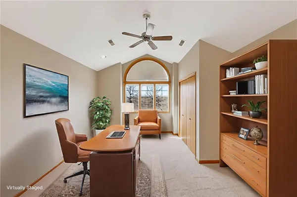 $1,000,000 | 408 Northwest 110th Street, Spickard, MO 64679