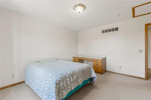 $1,000,000 | 408 Northwest 110th Street, Spickard, MO 64679