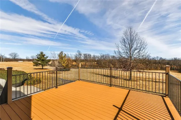 $1,000,000 | 408 Northwest 110th Street, Spickard, MO 64679